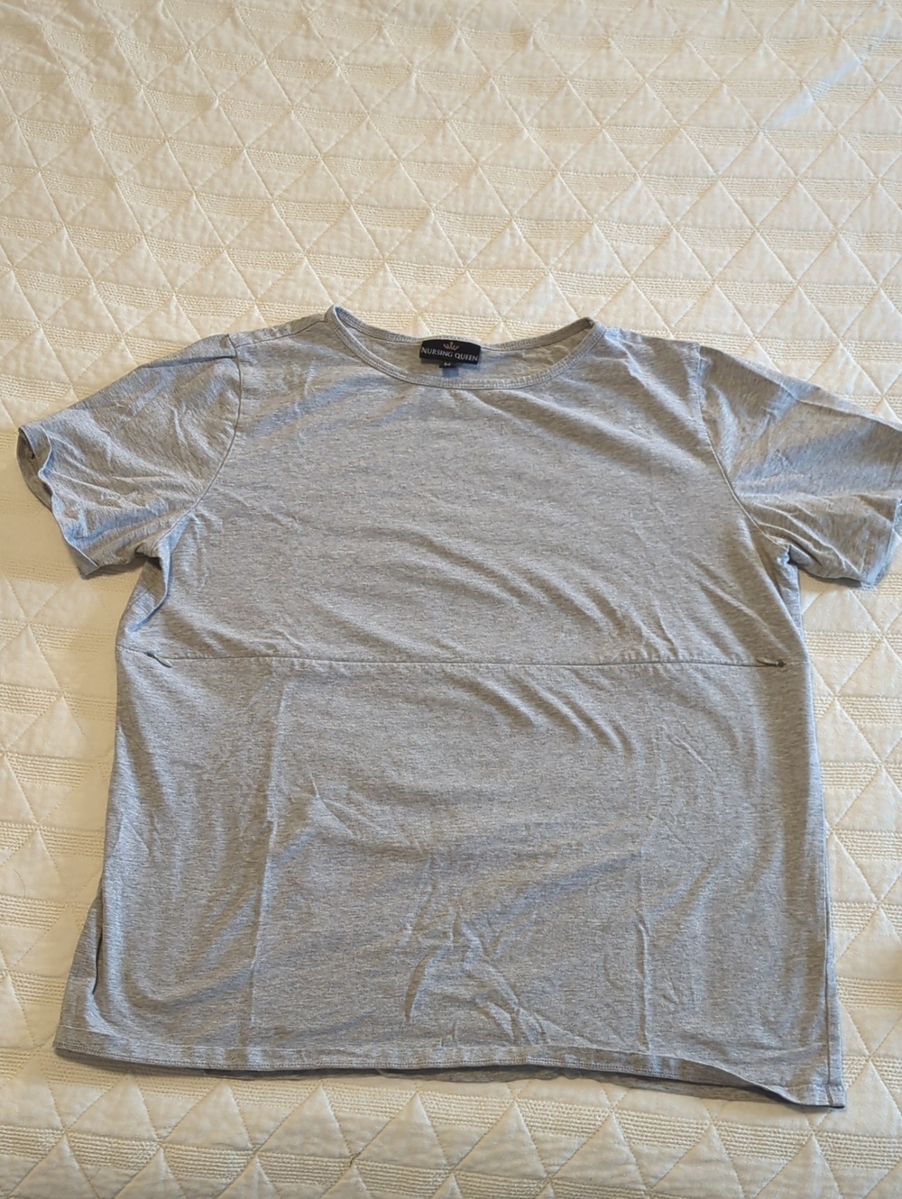 Nursing Queen Short Sleeve Nursing Tee in Light Gray